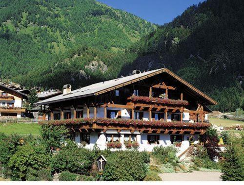 Residence Grünwald Valles Dış mekan fotoğraf
