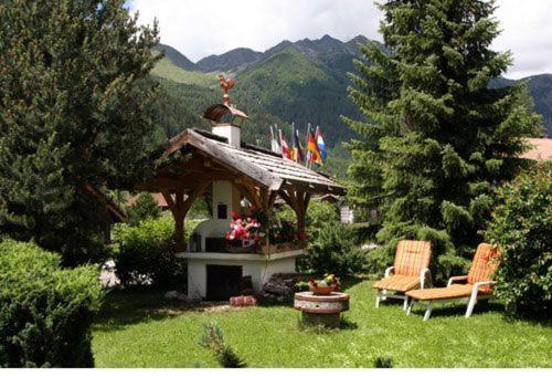 Residence Grünwald Valles Dış mekan fotoğraf